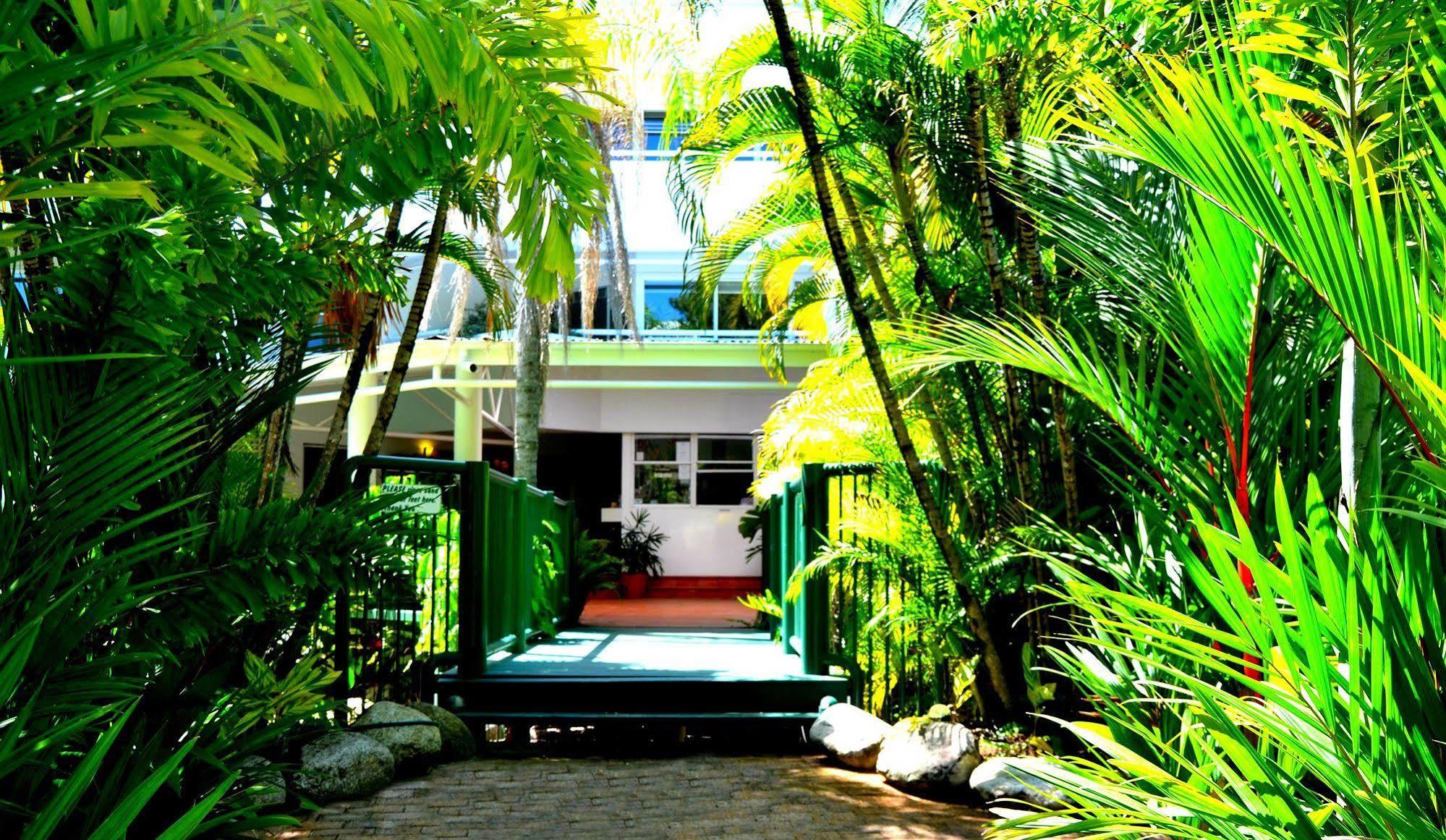 Beach Terraces Port Douglas Exterior photo